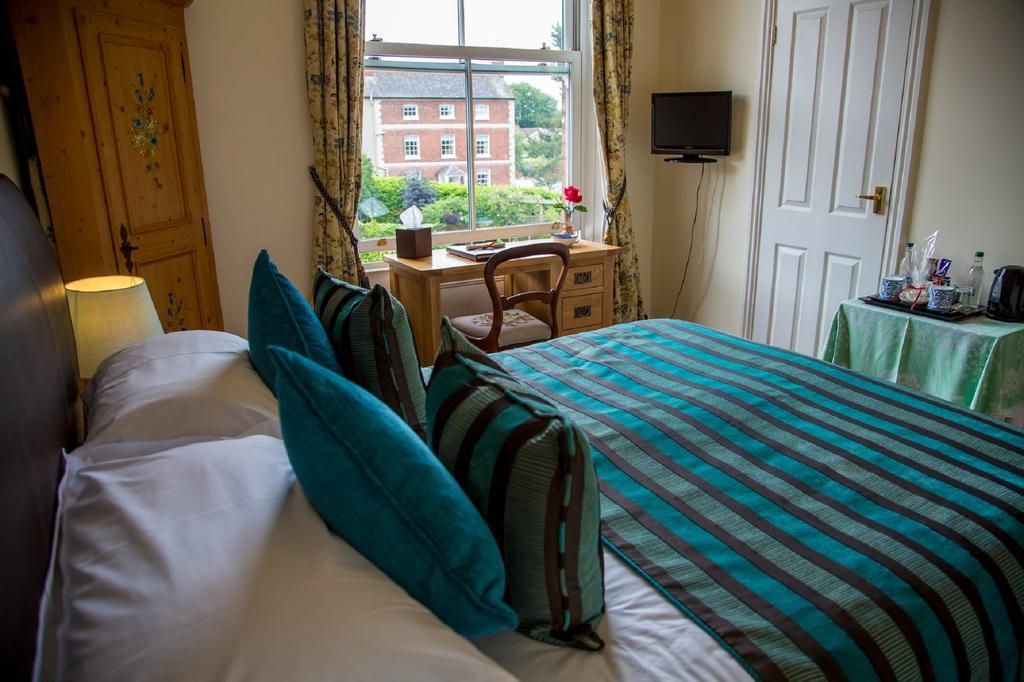 Bed and Breakfast Southbank House Hereford Exterior foto